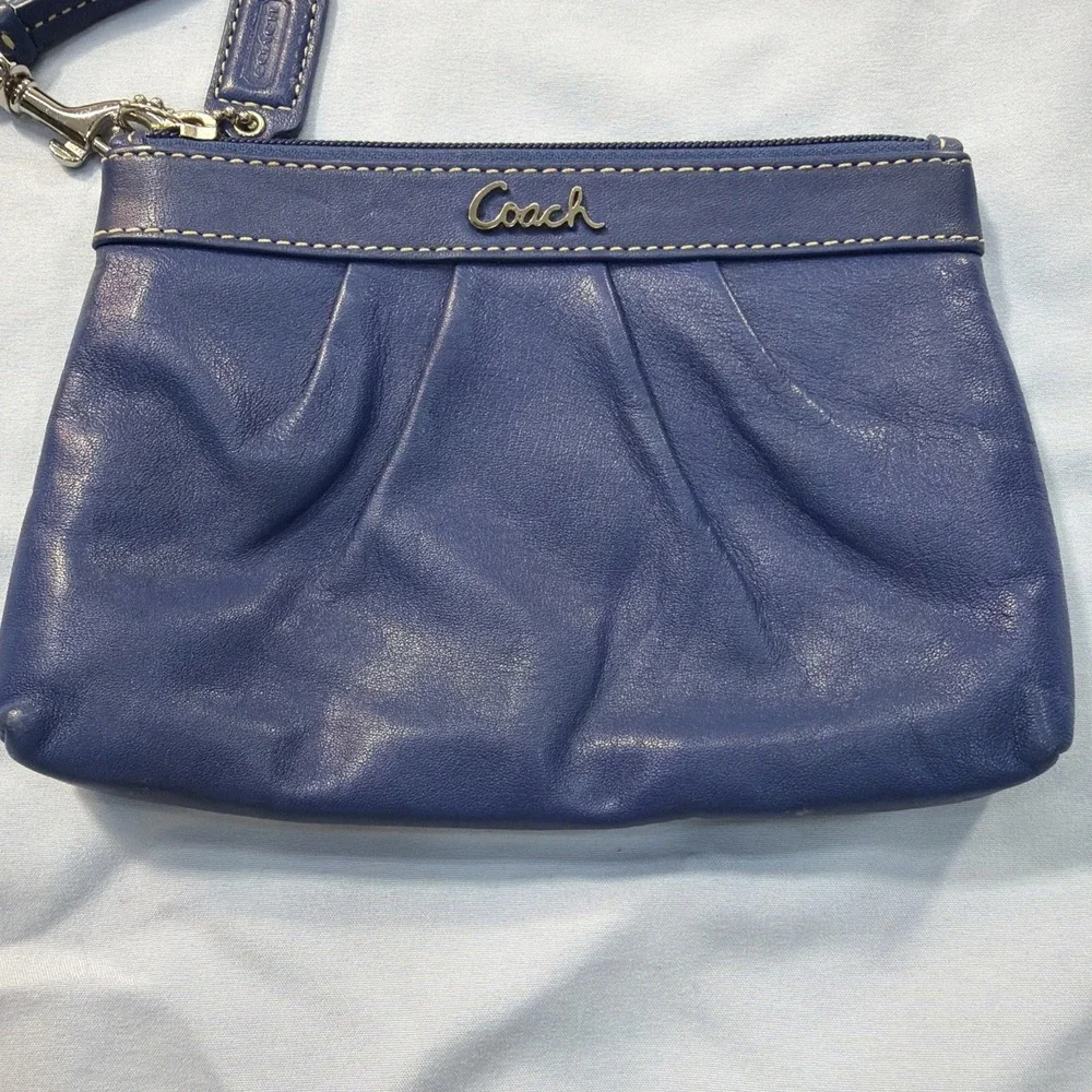COACH Royal Blue Leather Pleated Top-Zip Wristlet Wallet Purse‎
